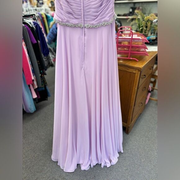 Morilee Ladies 10 Lavender / Light Purple Formal Dress - Picture 2 of 10